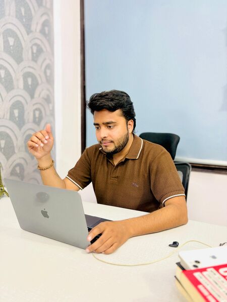 File:Paras Agarwal.jpg